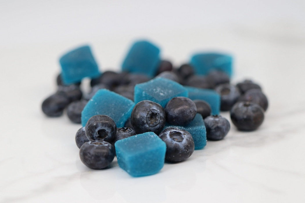 Delta 8 Blueberry Gummies with Blueberries